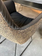 Lade das Bild in den Galerie-Viewer, Leya Armchair High freifrau