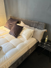 Lade das Bild in den Galerie-Viewer, Schramm Bett Gala