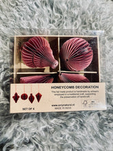 Lade das Bild in den Galerie-Viewer, Weihnachts - Papieranhänger - 4er Set - Deko