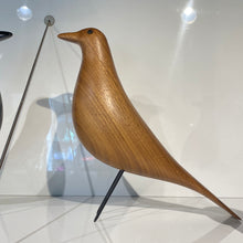 Lade das Bild in den Galerie-Viewer, Eames House Bird