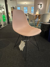 Lade das Bild in den Galerie-Viewer, Stuhl DAR vitra