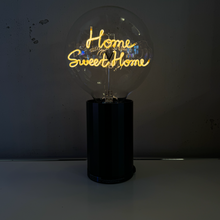 Lade das Bild in den Galerie-Viewer, portable Tischleuchte mit LED Schrift - Akkuversion