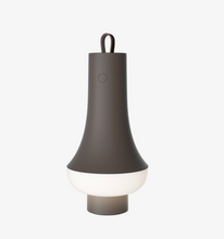 Lade das Bild in den Galerie-Viewer, Tomoshi Akkuleuchte Louis Poulsen