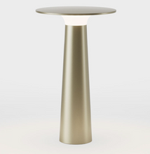 Lade das Bild in den Galerie-Viewer, LIX mobile Akkuleuchte IP44