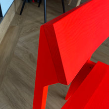 Lade das Bild in den Galerie-Viewer, Schulz Stuhl