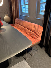 Lade das Bild in den Galerie-Viewer, LEYA Sitzbank freifrau