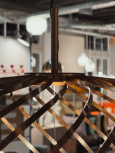 Lade das Bild in den Galerie-Viewer, Pendelleuchte Spring Small Tom Dixon