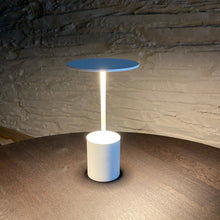 Lade das Bild in den Galerie-Viewer, Akkuleuchte Yoru von arkoslight