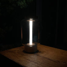 Lade das Bild in den Galerie-Viewer, Akkuleuchte qu von ip44 Sonderpreis