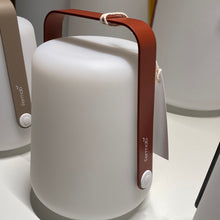 Lade das Bild in den Galerie-Viewer, Balad Akkuleuchte Höhe 25cm Fermob