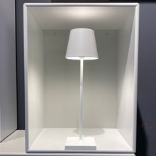 Lade das Bild in den Galerie-Viewer, Tischleuchte Poldina pro Akku