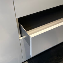 Lade das Bild in den Galerie-Viewer, Sideboard just cube Light von Interlübke