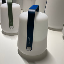 Lade das Bild in den Galerie-Viewer, Balad Akkuleuchte Höhe 25cm Fermob