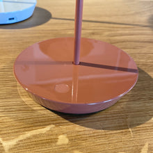 Lade das Bild in den Galerie-Viewer, Mayfair Mini Akkuleuchte