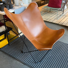 Lade das Bild in den Galerie-Viewer, Butterfly Chair / Sessel