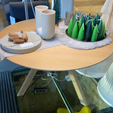 Lade das Bild in den Galerie-Viewer, Esstisch CPH 20 von HAY