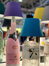 Lade das Bild in den Galerie-Viewer, Akkuleuchte Top 2.0 RGB Flaschenleuchte