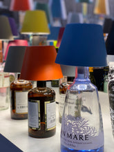 Lade das Bild in den Galerie-Viewer, Akkuleuchte Top 2.0 RGB Flaschenleuchte