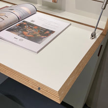 Lade das Bild in den Galerie-Viewer, Sekretär Flatmate von Müllermöbel