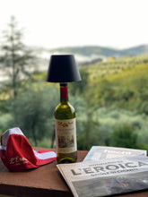 Lade das Bild in den Galerie-Viewer, Akkuleuchte Top 2.0 RGB Flaschenleuchte