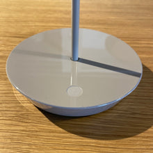 Lade das Bild in den Galerie-Viewer, Mayfair Mini Akkuleuchte