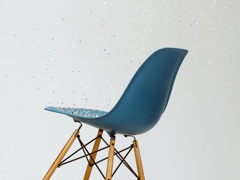 Eames Plastic Chairs RE von vitra NEU