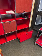 Lade das Bild in den Galerie-Viewer, USM Highboard mit Soft Panel
