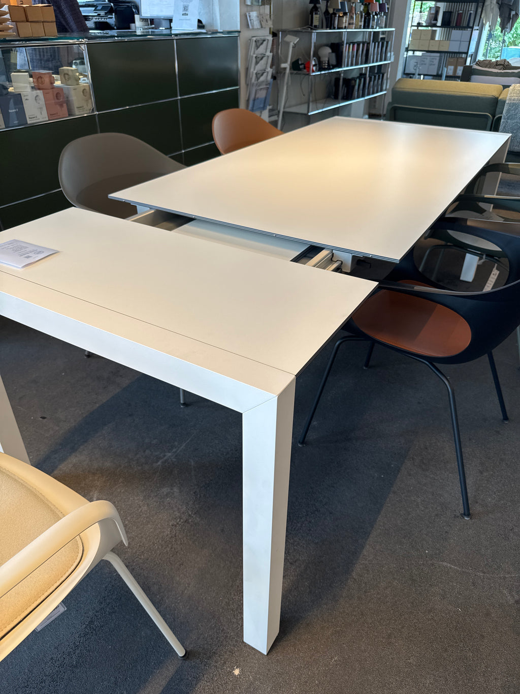 Tisch Sushi ausziehbar