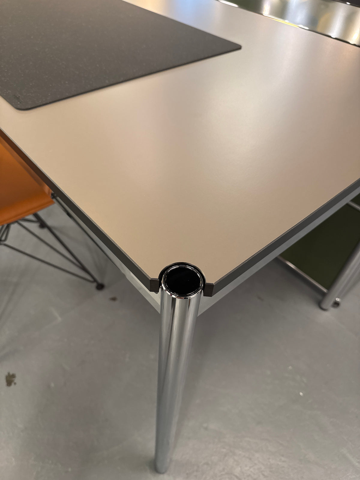 USM Haller Tisch