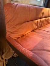 Lade das Bild in den Galerie-Viewer, LEYA Sitzbank freifrau
