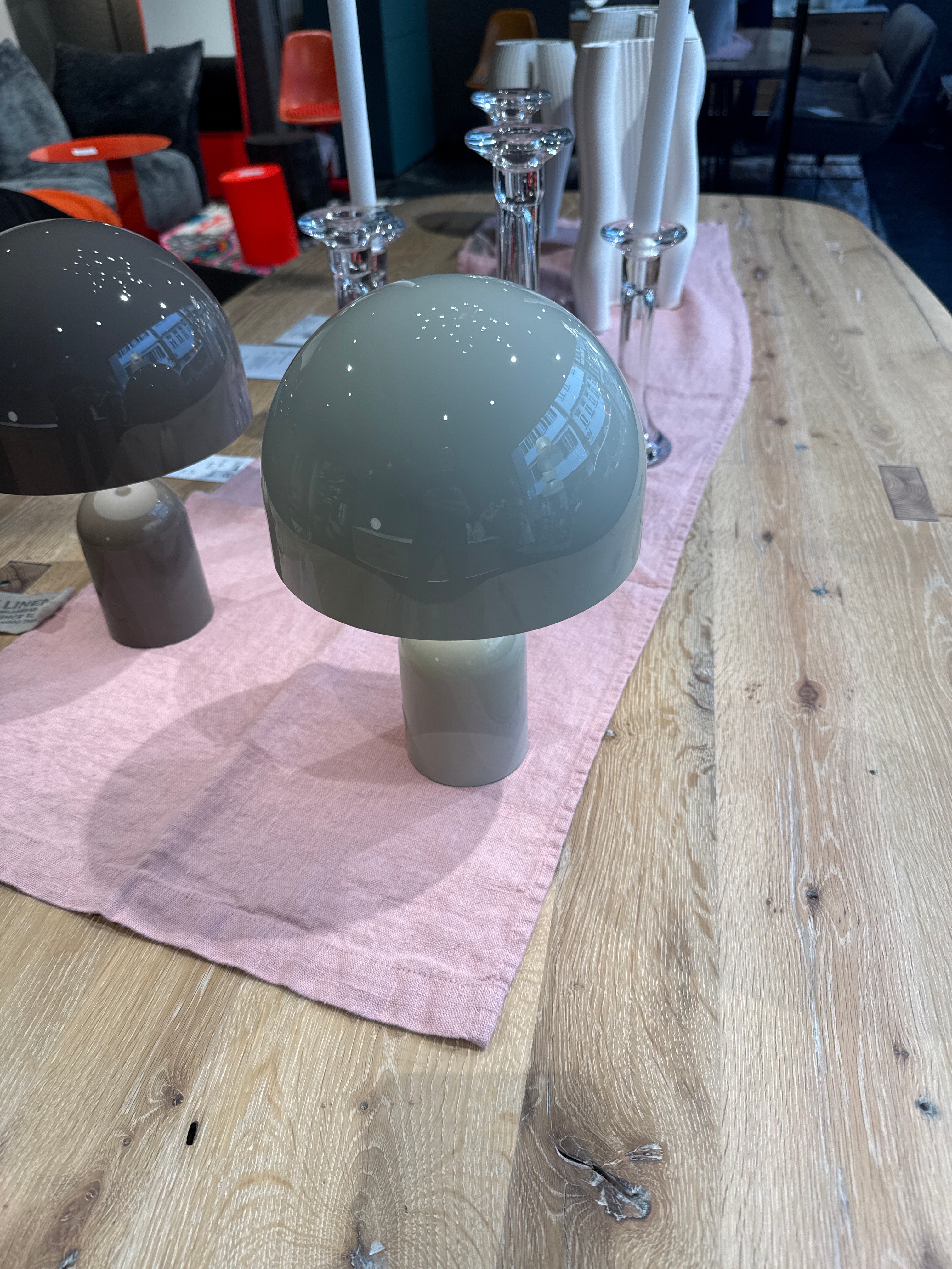 Bell Tischleuchte von Tom Dixon