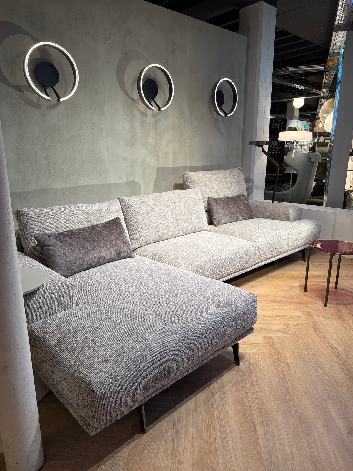 Upper Sofa