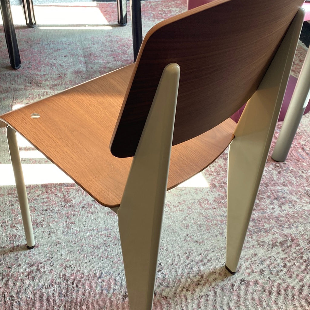 Stuhl Standard Jean Prouvé