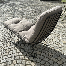 Lade das Bild in den Galerie-Viewer, Liege Sun Lounger Leyasol
