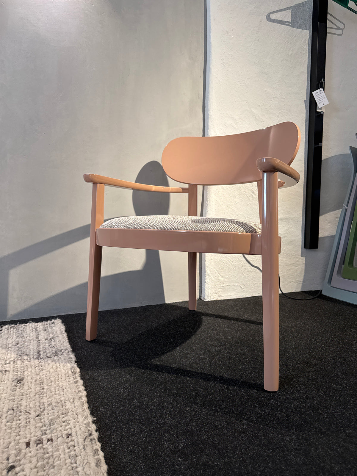 Kleiner Sessel mit Armlehnen 119SPF