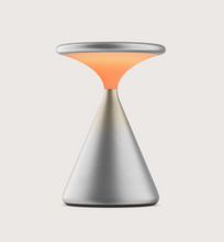 Lade das Bild in den Galerie-Viewer, Salt Leuchte von GRAU
