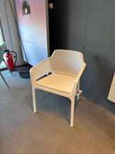Lade das Bild in den Galerie-Viewer, Net Armchair Gartenstuhl inkl Sitzkissen NARDI
