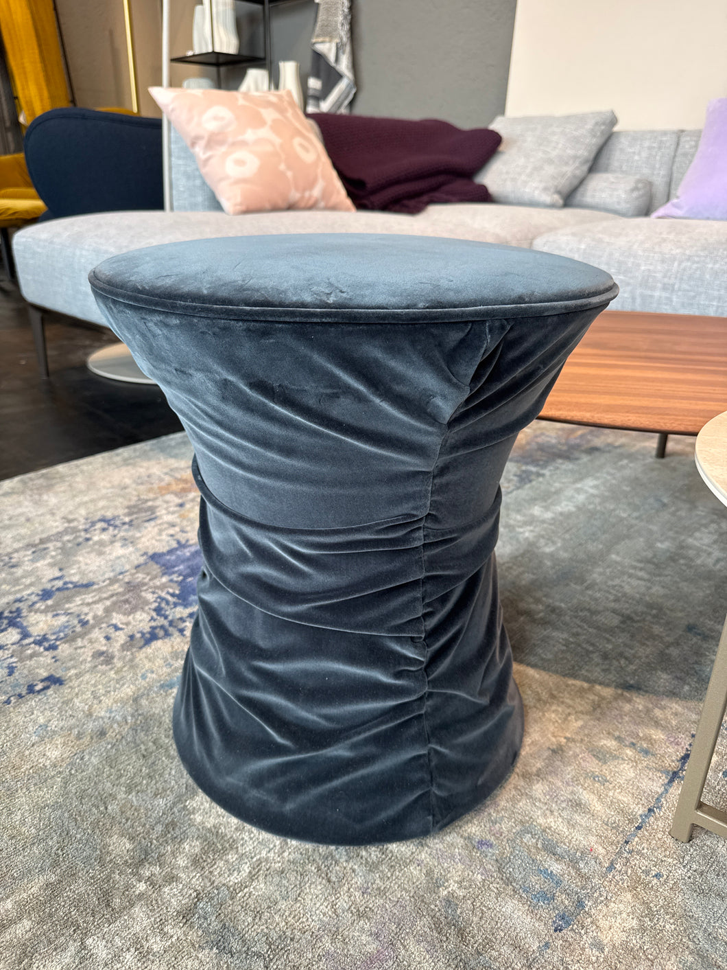 Hocker Bellows