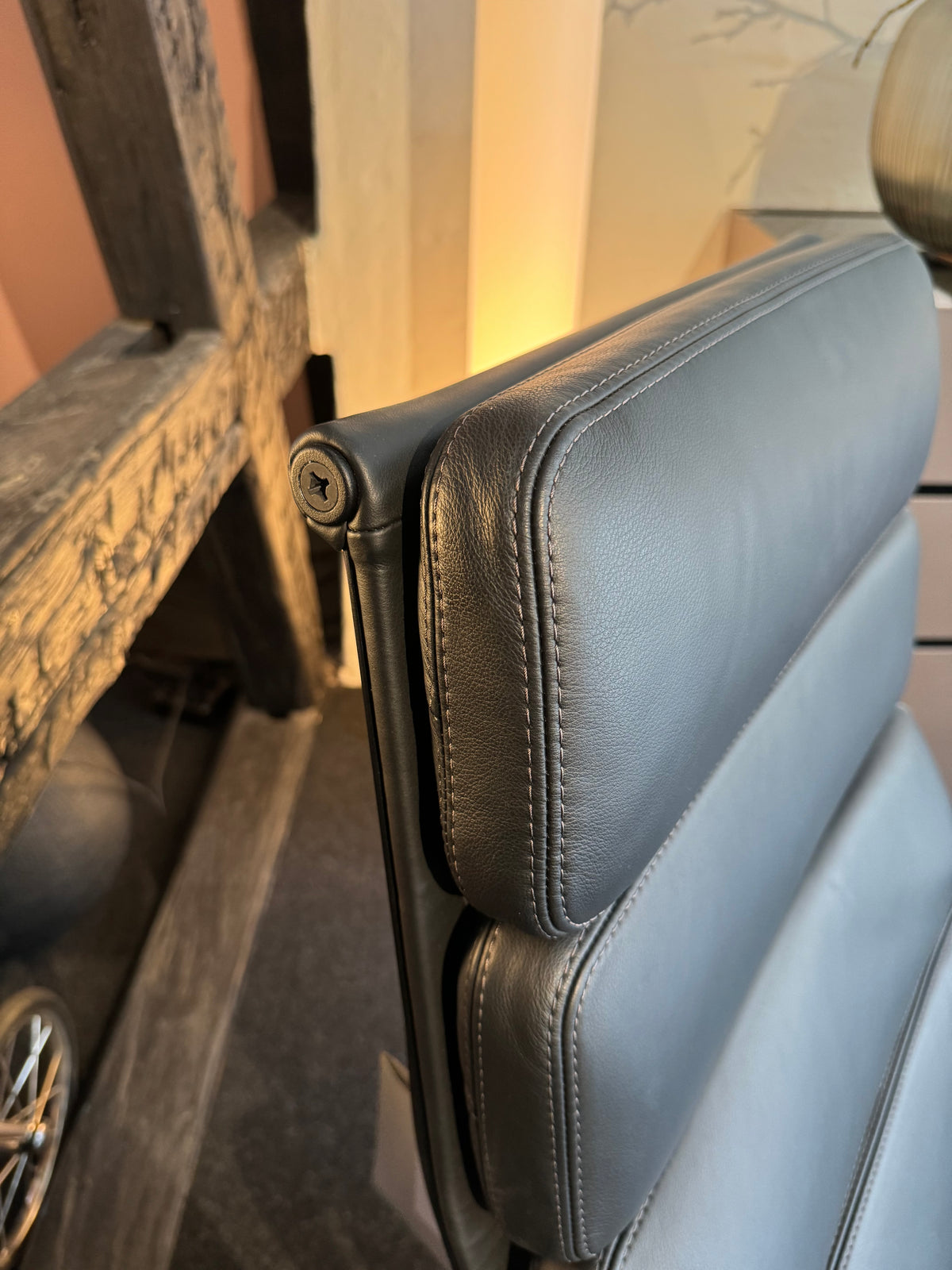 Sessel Soft Pad Chair EA 222