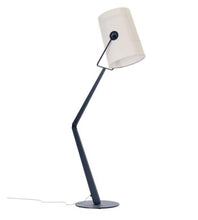 Lade das Bild in den Galerie-Viewer, Stehleuchte Fork von Lodes/Diesel
