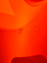 Lade das Bild in den Galerie-Viewer, Panton Chair Limited Edition 2010
