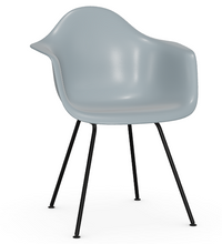 Lade das Bild in den Galerie-Viewer, Stuhl DAX Eames Plastic ARM Chair von vitra
