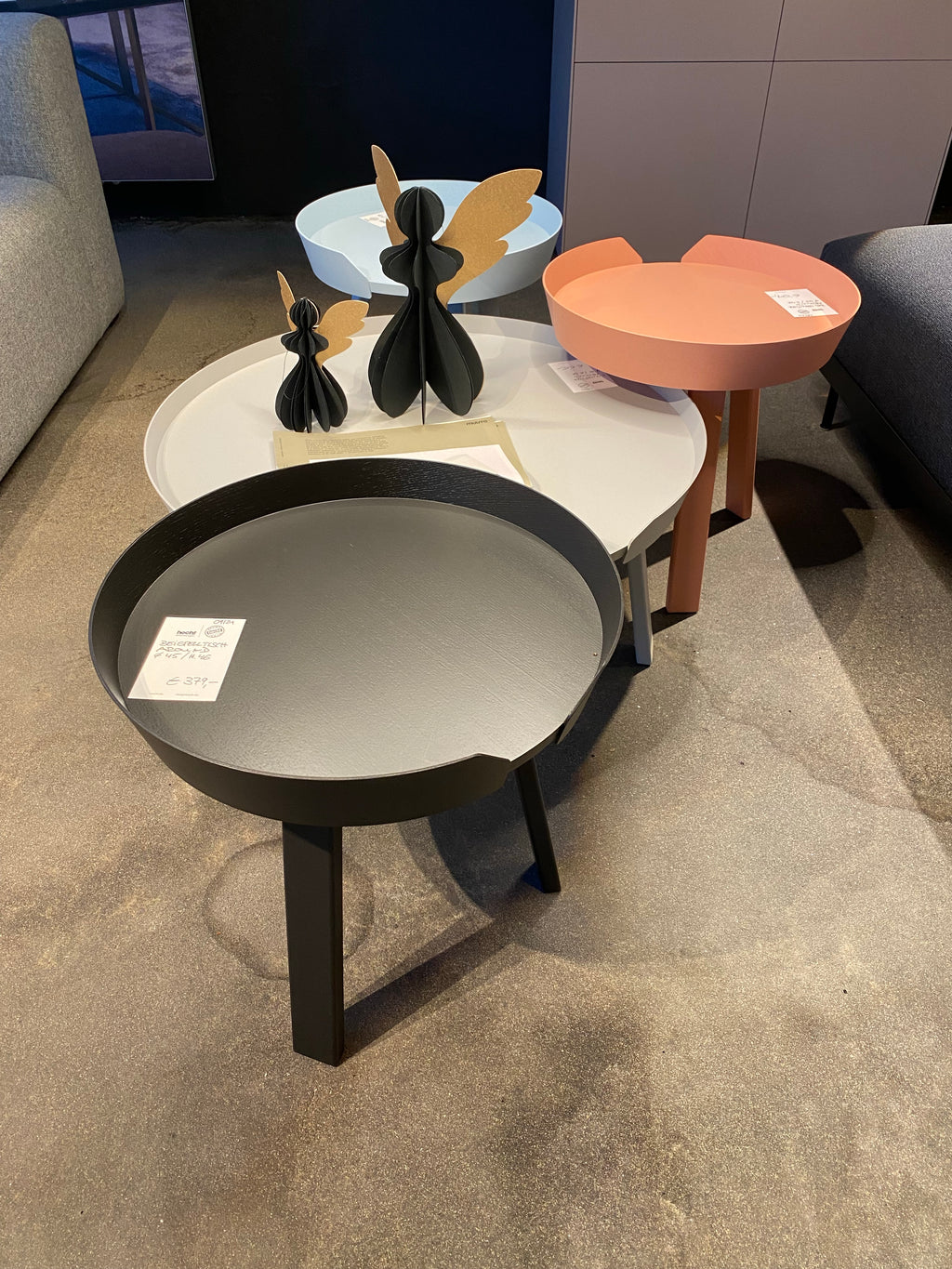 Beistelltisch Around von Muuto