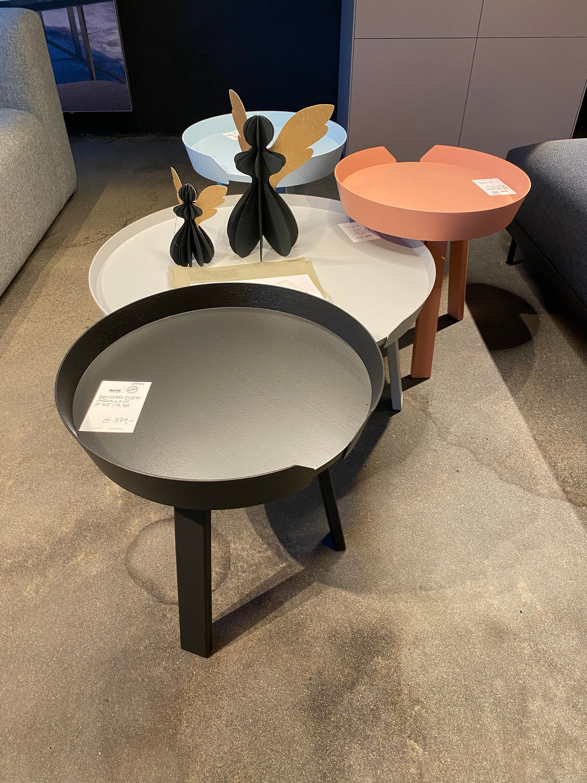 Beistelltisch Around von Muuto