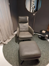 Lade das Bild in den Galerie-Viewer, Grand Relax Loungesessel mit Ottoman von vitra
