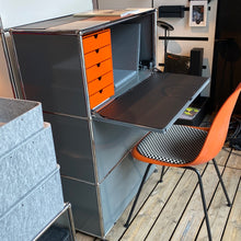 Lade das Bild in den Galerie-Viewer, USM Sekretär/ Highboard
