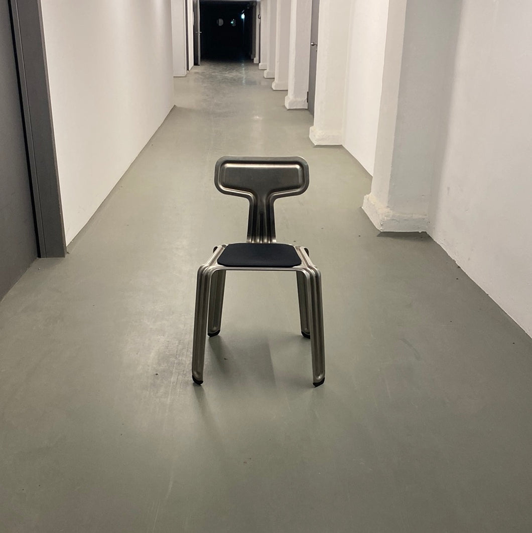 Stuhl Pressed Chair von Moomann Limited Edition