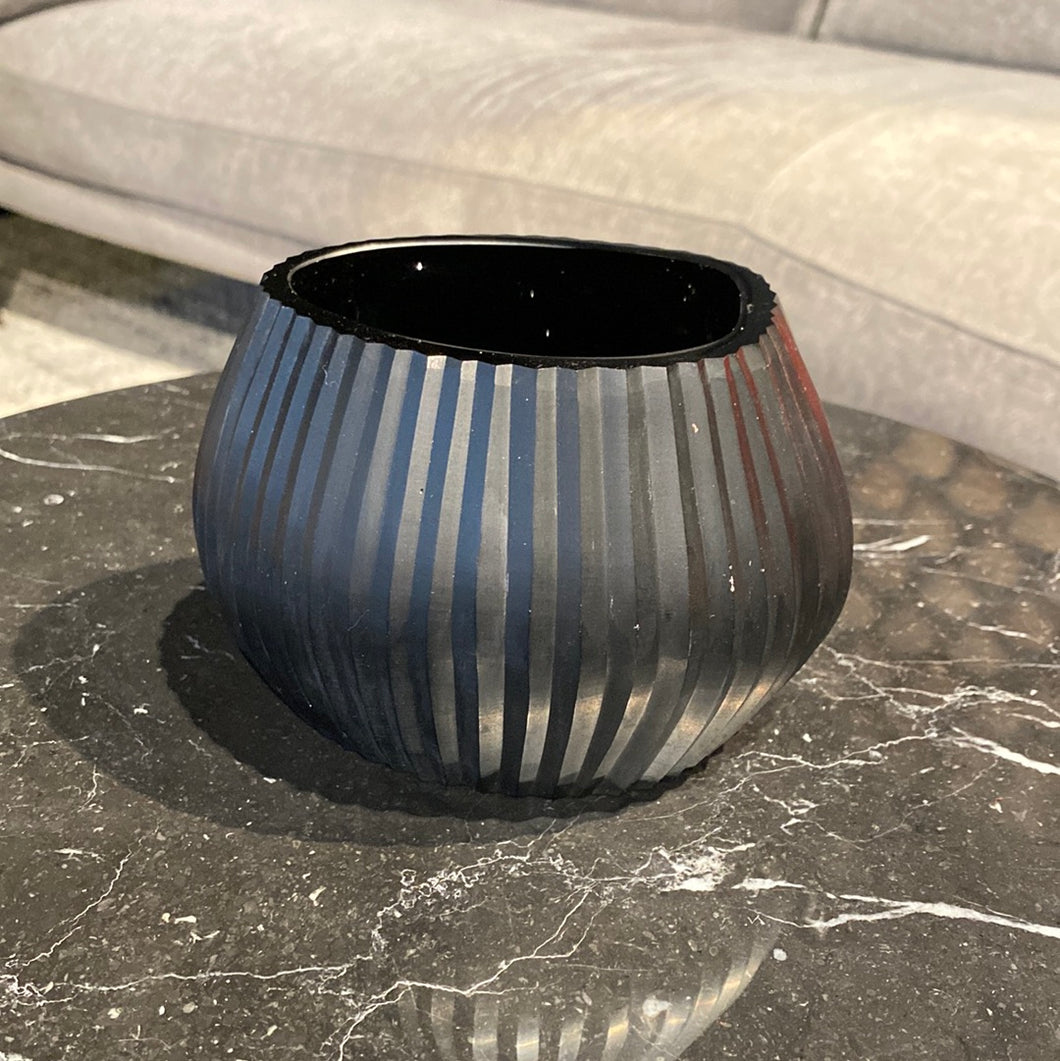 Guaxs Vase „Nagaa“ Tealight schwarz