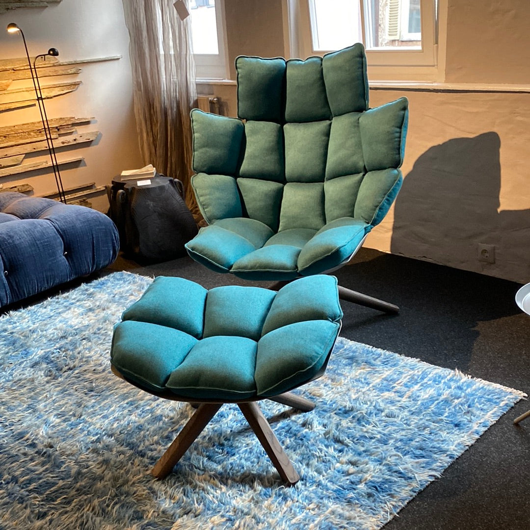 Sessel und Hocker Husk B&B Italia