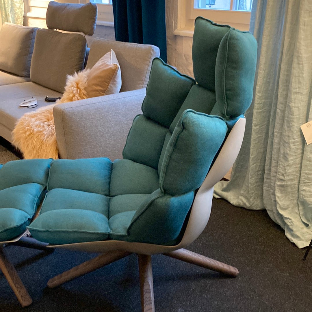 Sessel und Hocker Husk B&B Italia